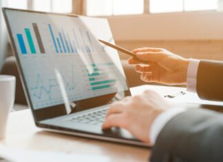 Why 69% of Agencies That Lost Revenue Last Year Are Banking on a 2026 Comeback