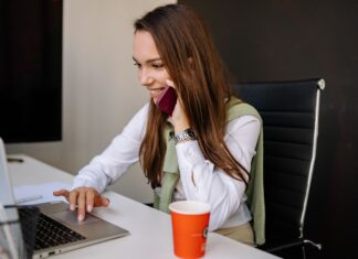 Beyond the Click: Three Trends Reshaping Talent Sourcing