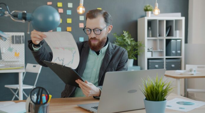 How Blended Metrics Mask Desk Performance